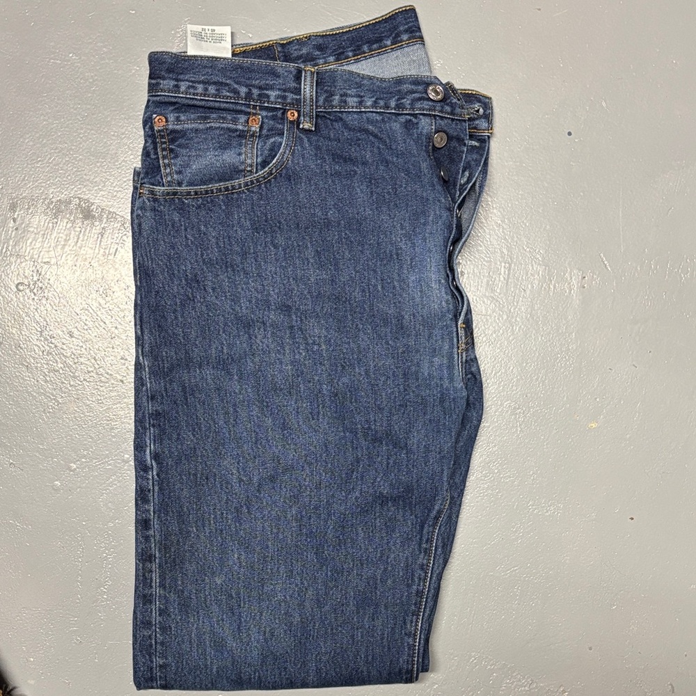 Classic Men's Levis 501 Blue Denim Jeans